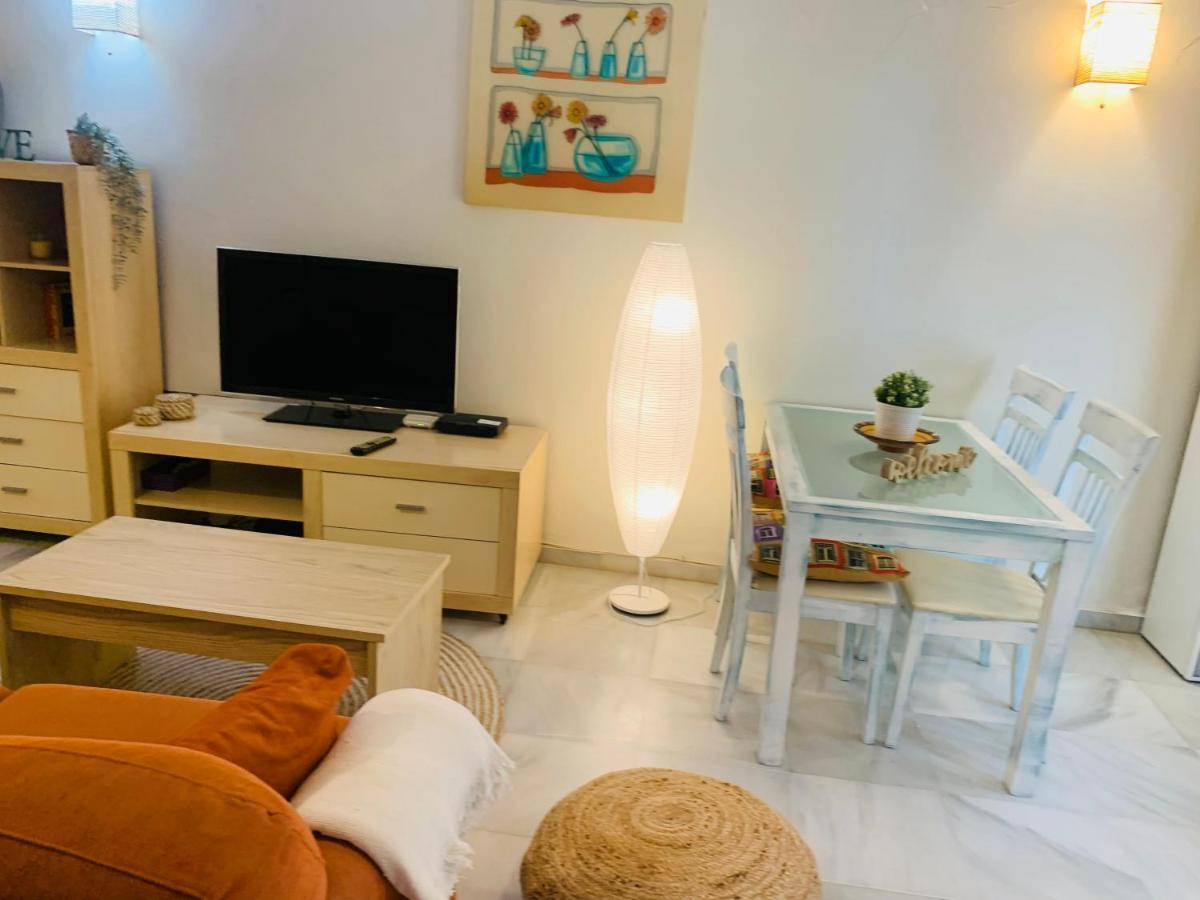 Lovely Studio In Marbella Close To Puente Romano Bagian luar foto