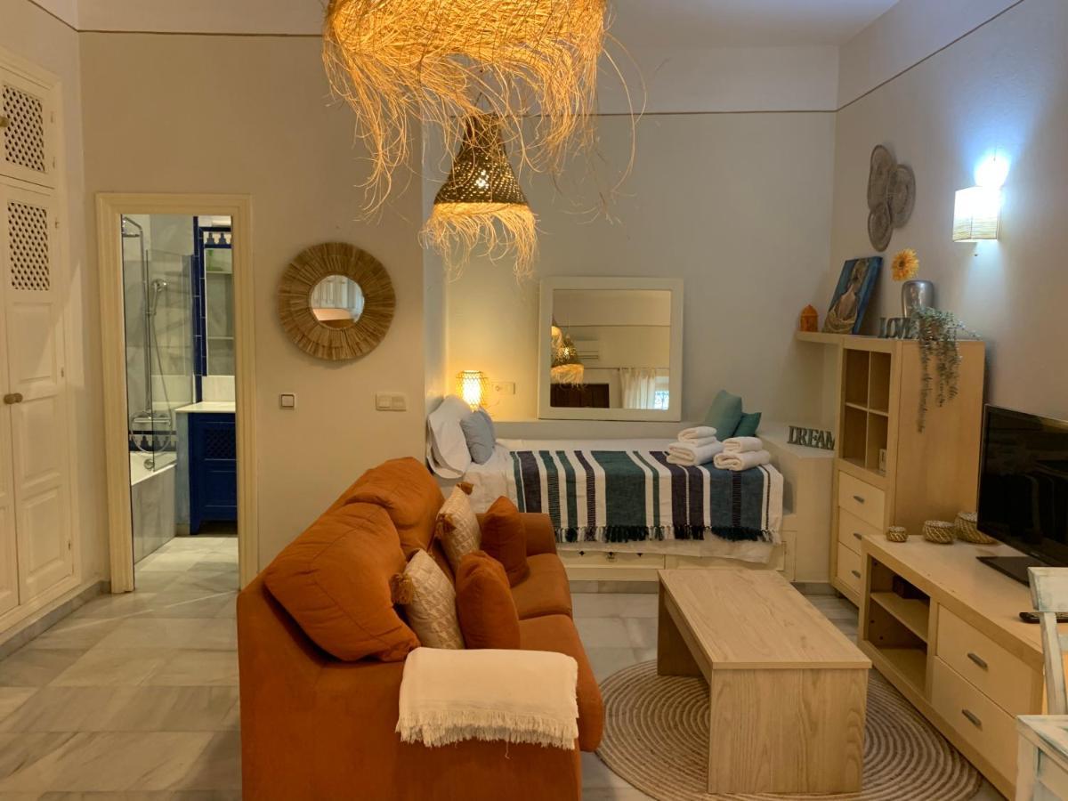 Lovely Studio In Marbella Close To Puente Romano Bagian luar foto