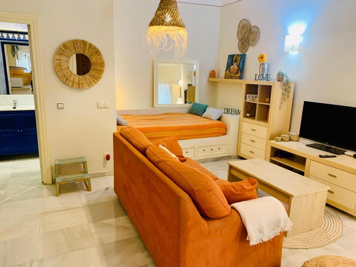 Lovely Studio In Marbella Close To Puente Romano Bagian luar foto