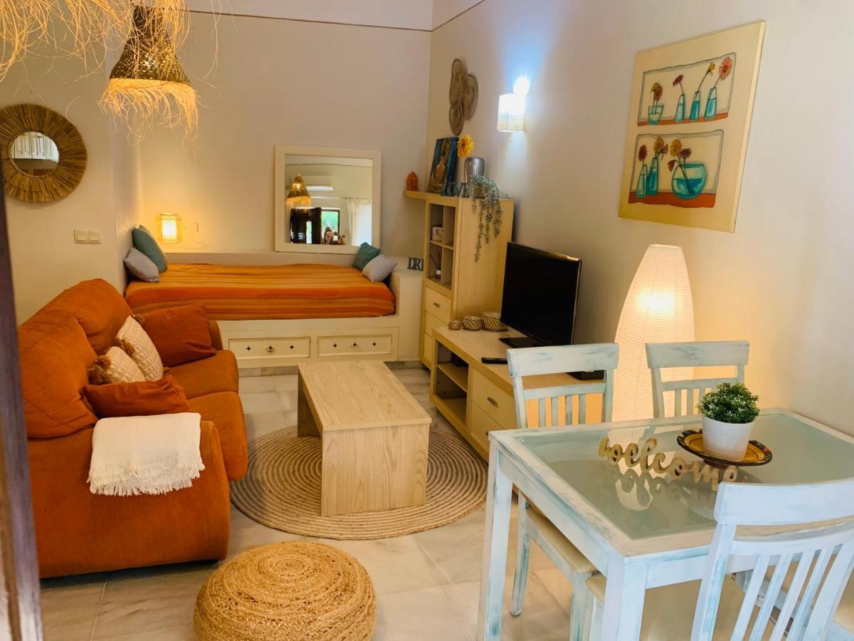 Lovely Studio In Marbella Close To Puente Romano Bagian luar foto